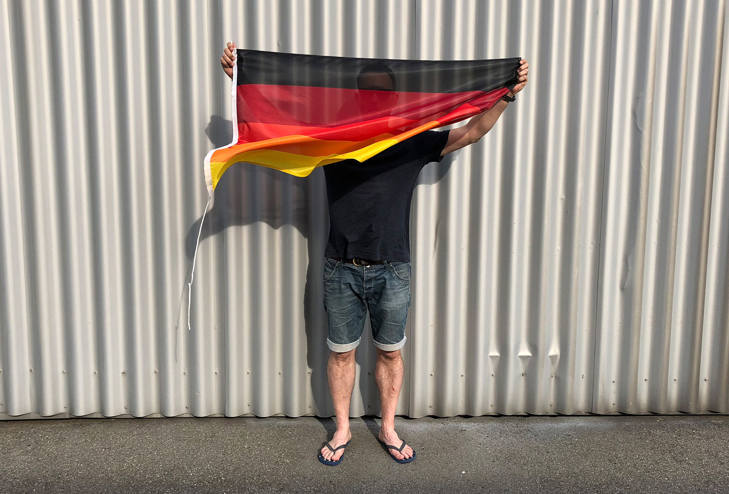Deutschland Multicolor Flagge