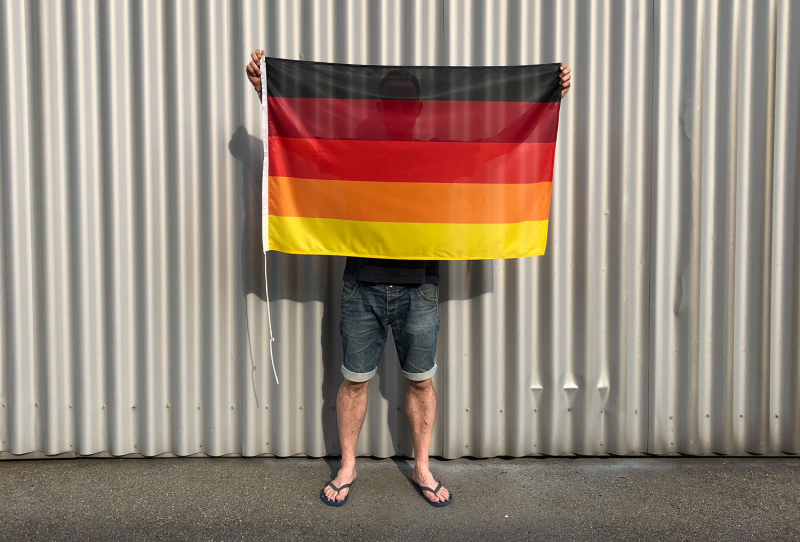 Deutschland Multicolor Flagge